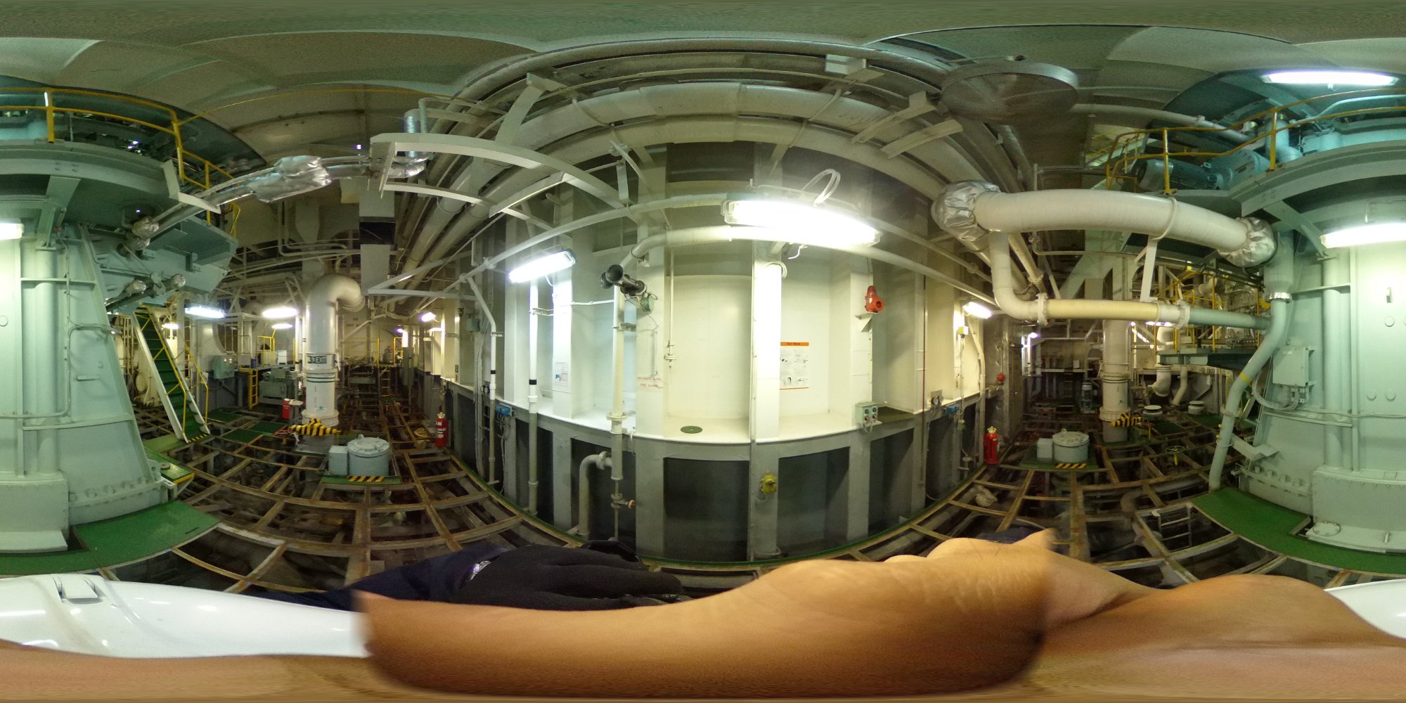 Vessel engine room 360° panorama (Engine Room 2)